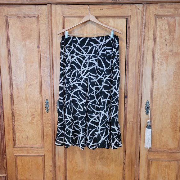 JM Collection Floaty Gauze Midi Skirt. Size 12 - Picture 3 of 6